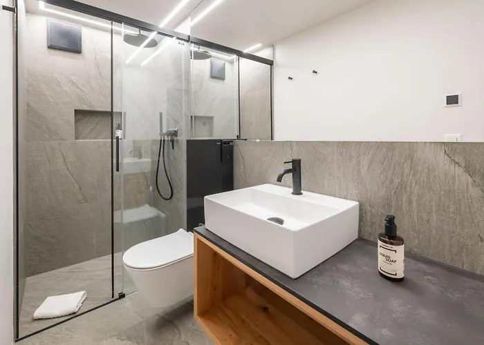 Horu- New & Luxury & Access Sunnegga Apartment *